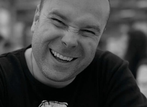 ДАЛЕЧ ОТ ХОРСКИТЕ ОЧИ: Родителите на Ивайло Иванов го погребват тайно