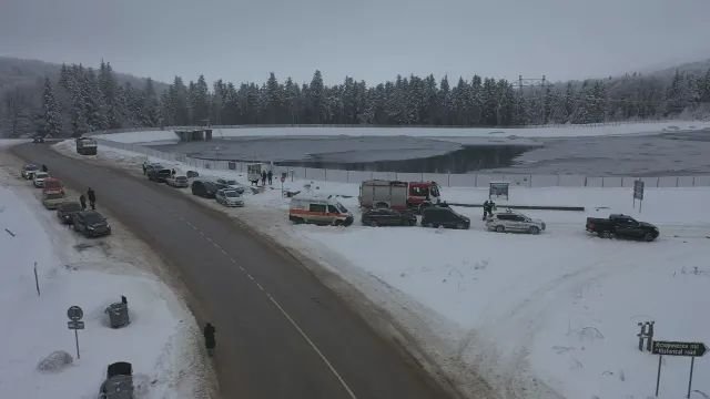 МВР с коментар за четирите джипа, движели се към хижа „Петрохан“
