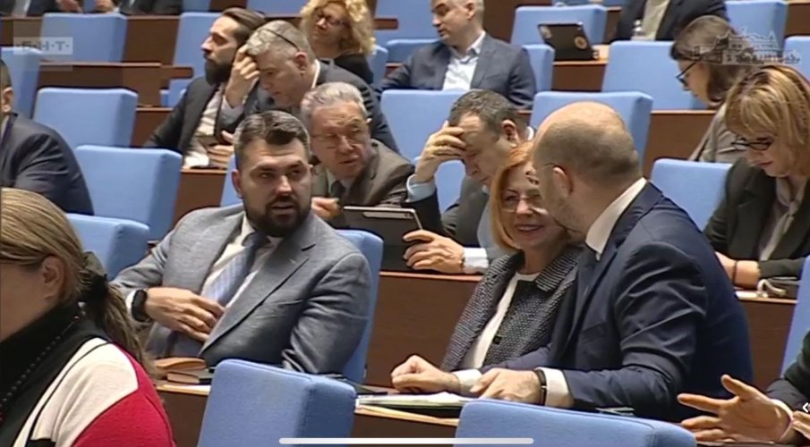 Ето какви субсидии ще получат партиите в Народното събрание