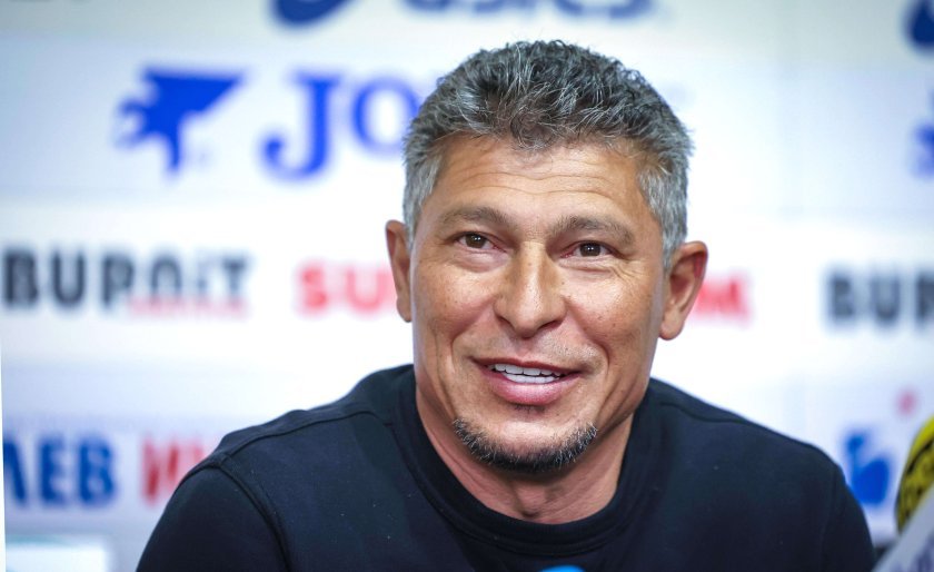 Балъков с емоционален призив за Боби Михайлов и разкрития за помирението с Камата