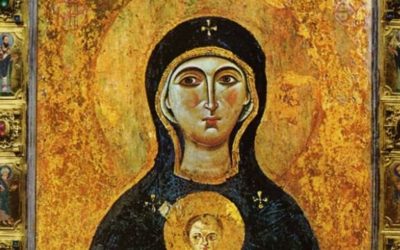 Посрещат чудотворната икона на Света Богородица Победоносна в Пловдив