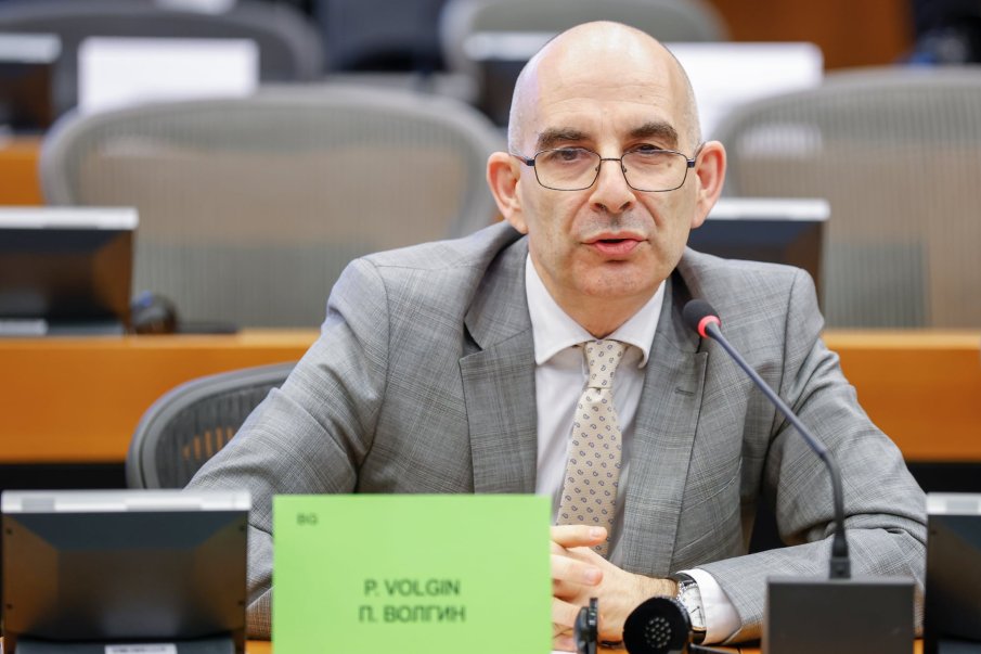 Петър Волгин защити Жак Бо и Ксавие Моро, поставени в черния списък на ЕС