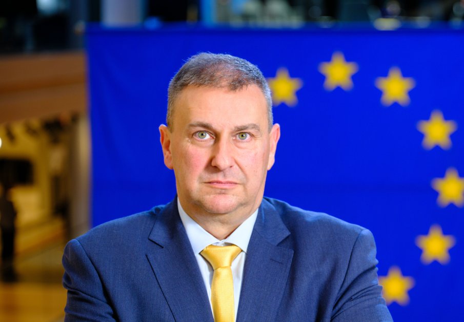 Емил Радев: Европейските бизнес портфейли ще намалят бюрокрацията за бизнеса