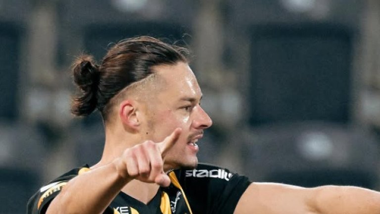 ШВЕЦИЯ ГЪРМИ: Разкриха защо се е провалил трансфер на Лудогорец