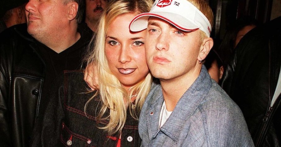 Арестуваха бившата жена на Еминем