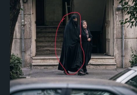 Ирански командири се крият под женски дрехи, за да не ги убият