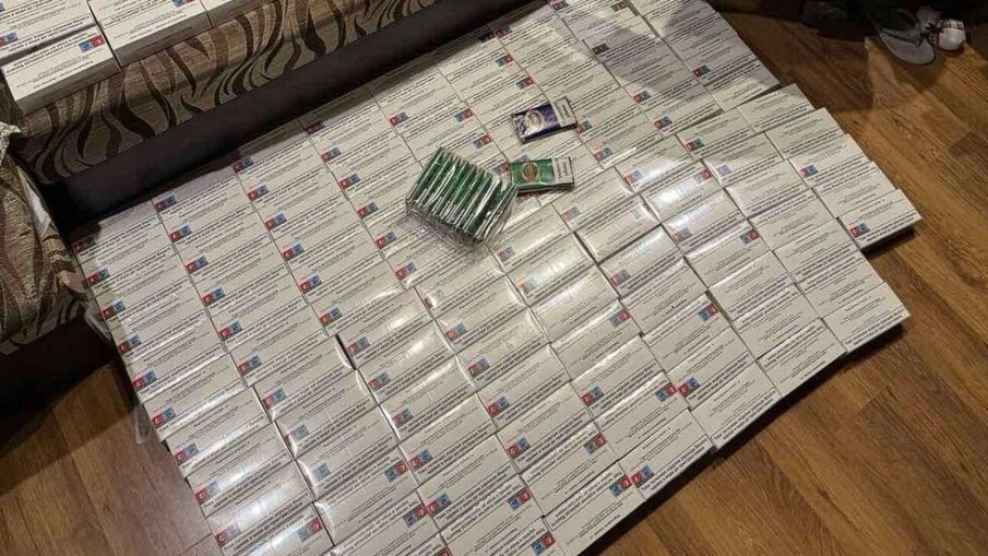 Удар на полицията, иззе 56 500 електронни цигари и тютюн без бандерол