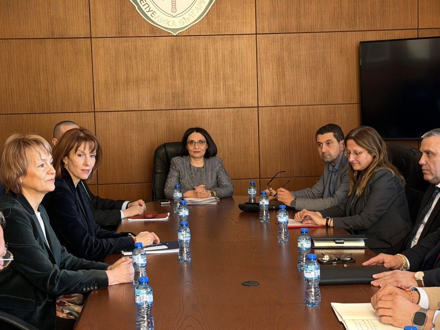 Прокуратурата, ЦИК, МВР и ДАНС проведоха среща за изборите (СНИМКИ)