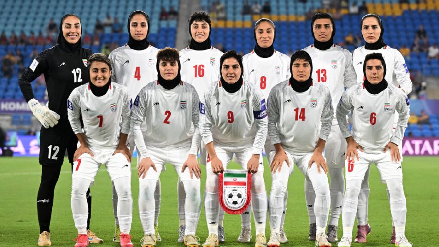 Пет футболистки на Иран получиха убежище в Австралия