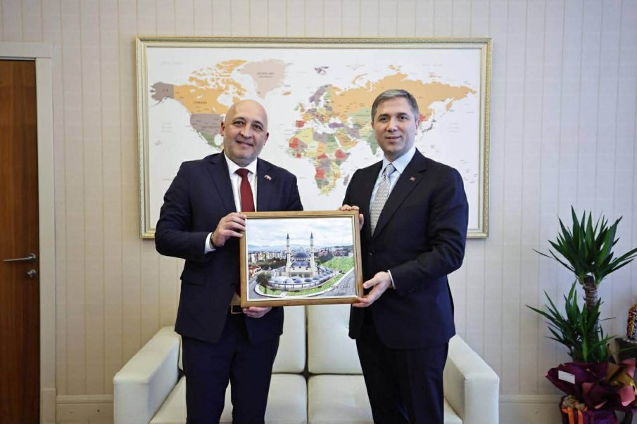 Среща с представители на АК Парти в Турция проведе ДПС