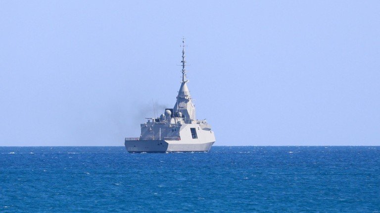 Франция изпраща две фрегати в Червено море