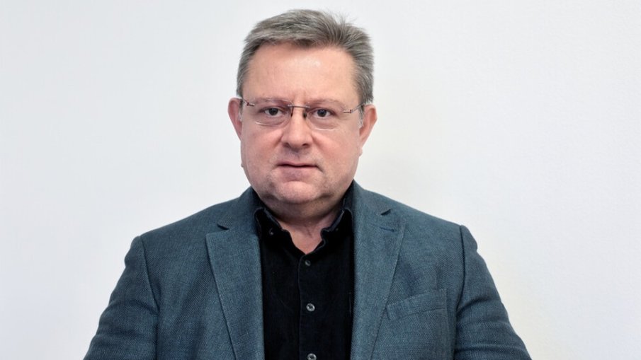 Монтираха си човек на мястото на Иванка Динева