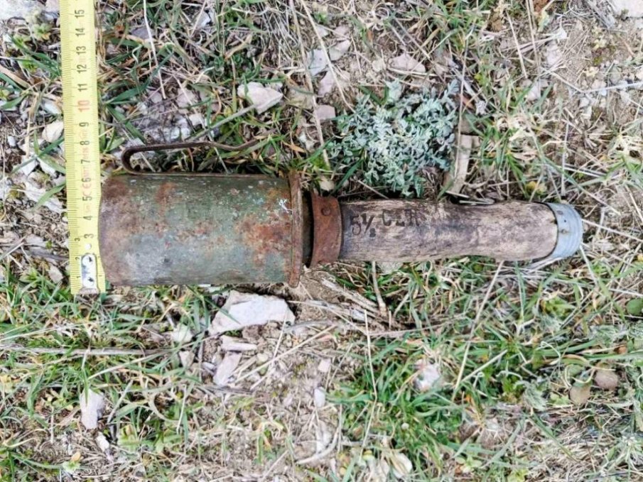 Сапьори унищожиха невзривен боеприпас, открит в имот в Дъбово