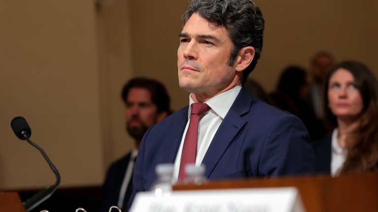 Шефът на Центъра за борба с тероризма на САЩ хвърли оставка, против е войната в Иран