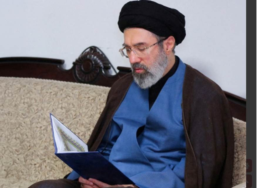 ГОРЕЩА ВЕРСИЯ! Новият ирански аятоллах Моджтаба Хаменей прехвърлен за лечение в Москва с таен полет