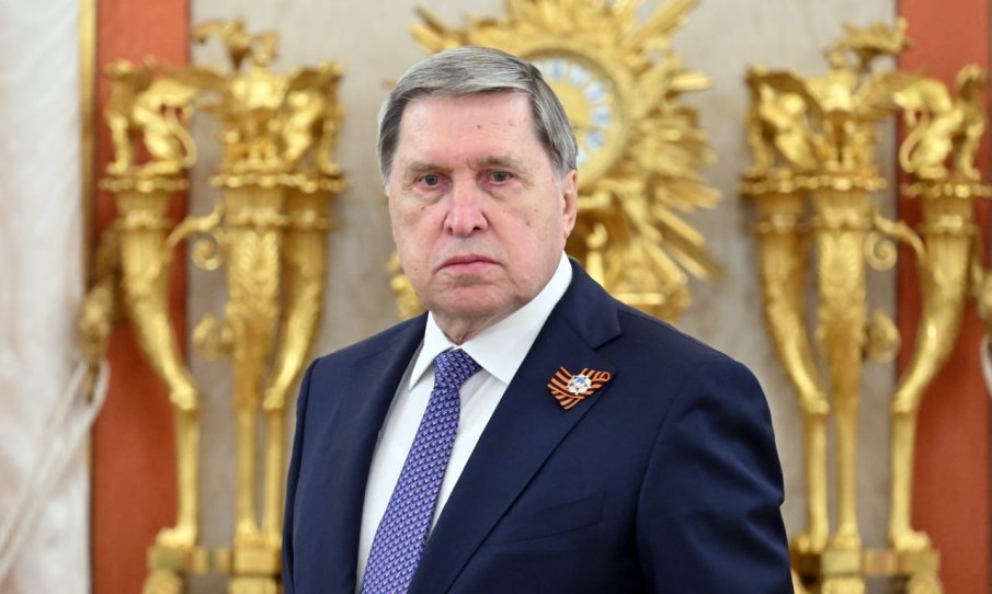 Вървете на май**та си: От Кремъл изгонили пратеници на Макрон