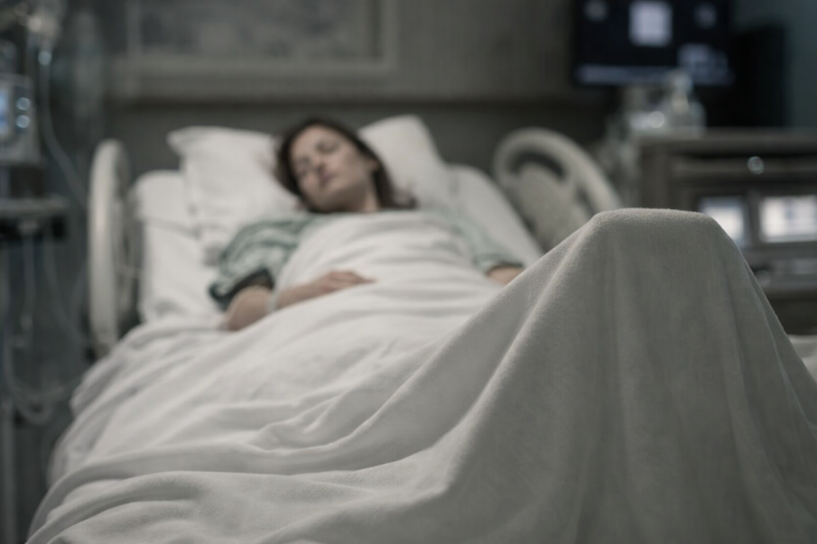 Разследват смъртта на млада жена в софийска болница