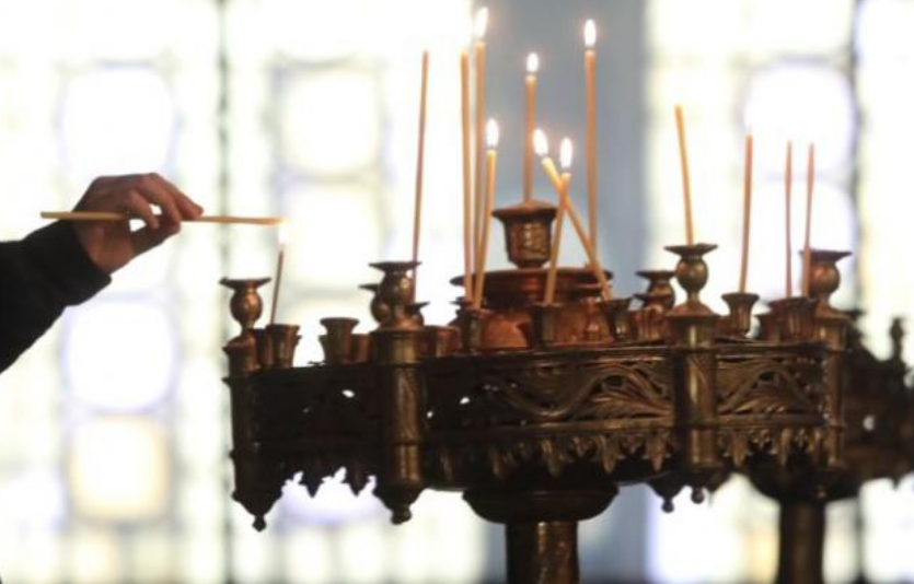 За броени часове: Заловиха мъж, задигнал пари от кутия за дарения в параклис