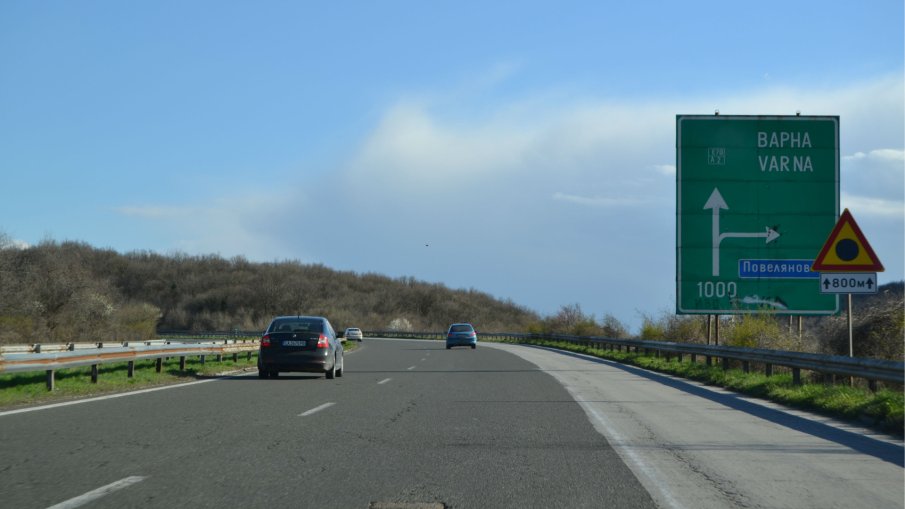 ВНИМАНИЕ: Ремонт по магистрала Хемус ограничава движението към Варна