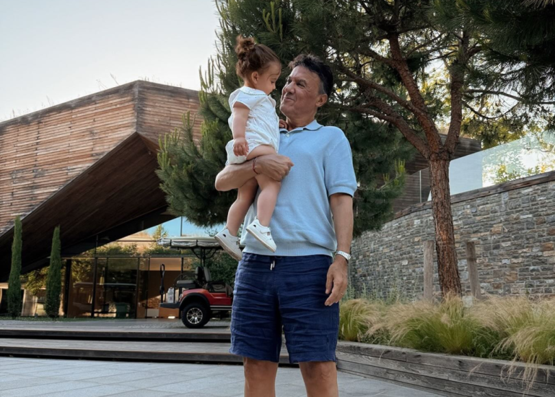 САМО В ПИК И РЕТРО: Внучката на Боби Михайлов стана на 2 (СНИМКИ)