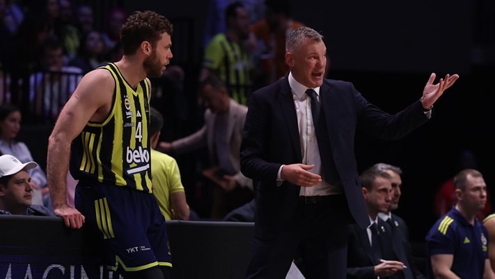 Фенербахче търси реакция у дома срещу вдъхновения Жалгирис