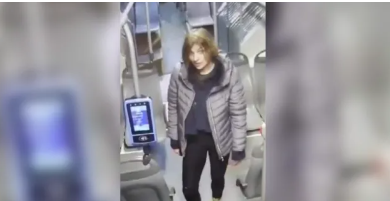 Оставиха в ареста жената, наръгала с нож четирима в София. Тя: Направих го в интерес на обществото