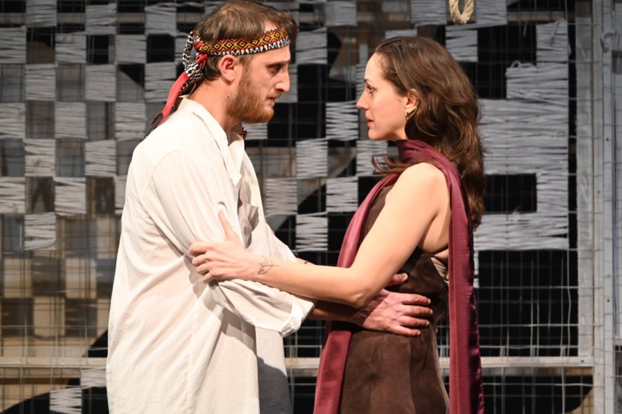 Спектакли от 7 европейски страни гостуват на #СценаБезГраници в Народния театър