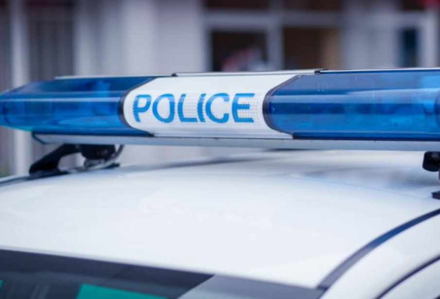 Разбиха и ограбиха магазин в центъра на Разград