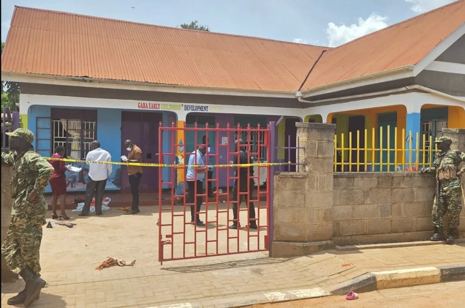 ЗЛОВЕЩО! Мъж с мачете уби четири деца в детска градина