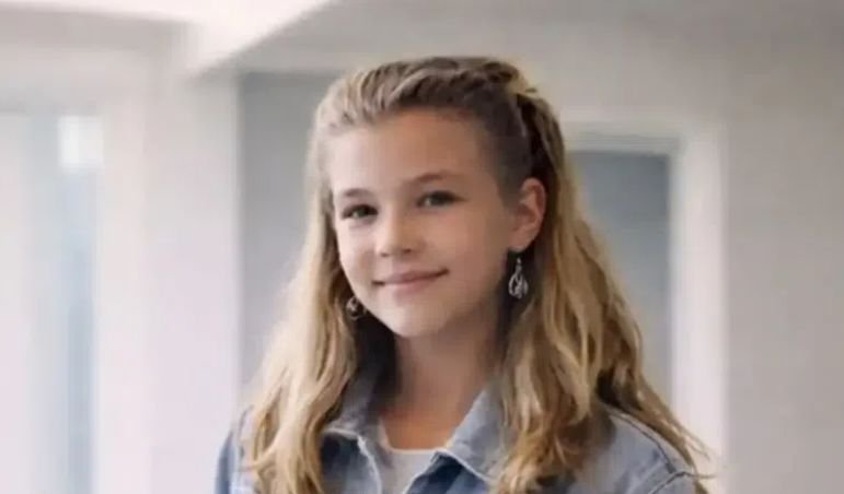 КАТО ПО ЧУДО! Изчезнало момиче през 1994 г. бе открито живо и здраво (СНИМКА)