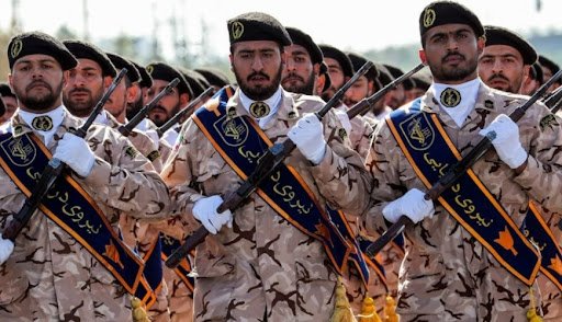 ИРАН: Над 26 млн. са се записали доброволци в армията, cред тях и президентът