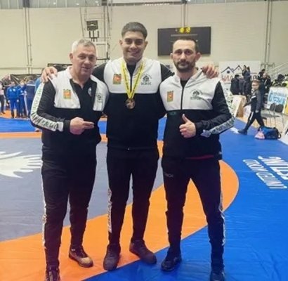 Класиците от националния отбор подкрепиха младия Алекси Алексиев