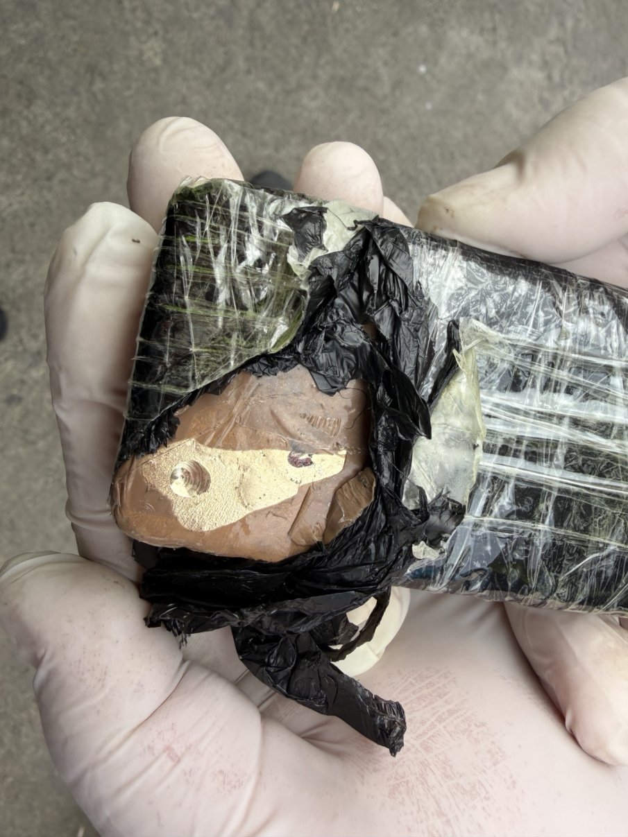 Контрабандно злато за над 128 000 евро задържаха митничарите на Капитан Андреево (СНИМКИ)