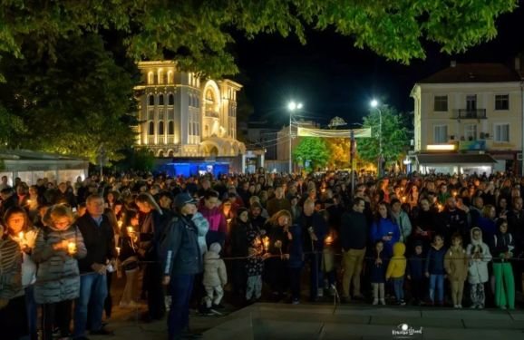 Живият огън пристига в Гоце Делчев след 23:00 часа - излъчват посрещането и на живо в социалните мрежи