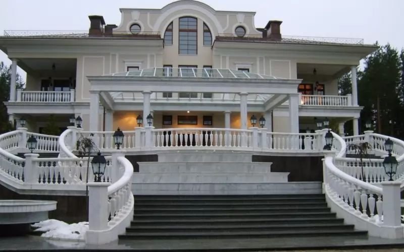 СТРАХ: Путин опаса резиденцията си с 27 системи за ПВО