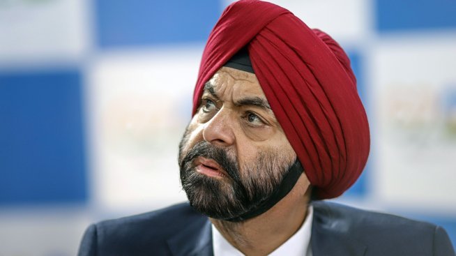 Световната банка предупреждава за глобален недостиг на работни места