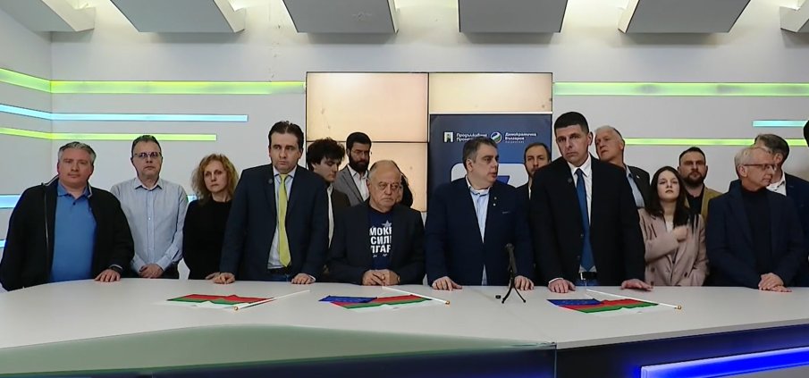 СМЯХ В ЗАЛАТА! Кокорчо и Мирчев с 13-те процента говорят като победители