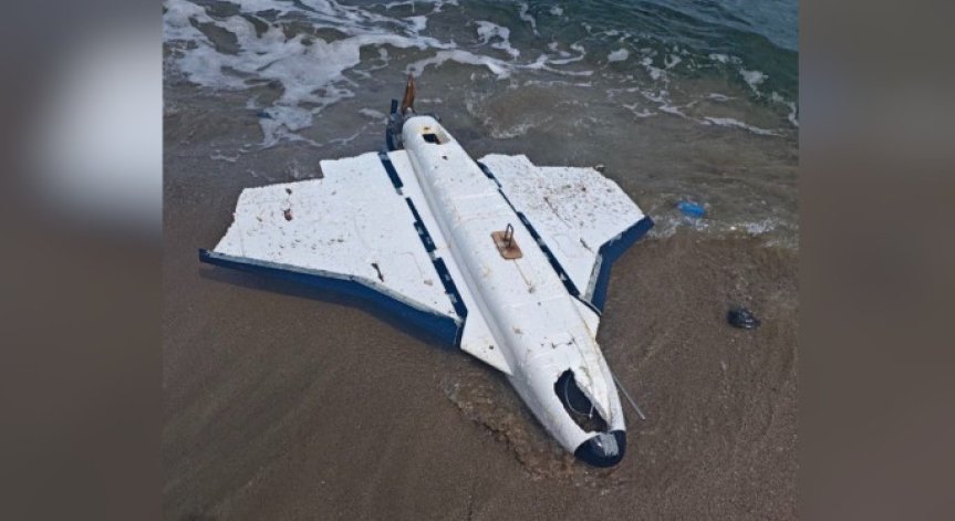 Дрон изплува край Ахтопол, военни го транспортираха до Бургас