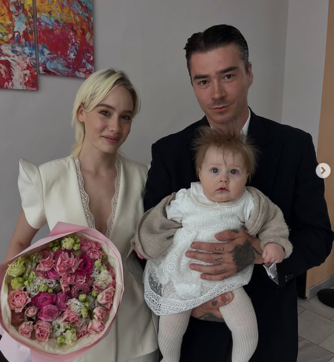 ГОРЧИВО: Световна и европейска шампионка с ансамбъла сключи брак