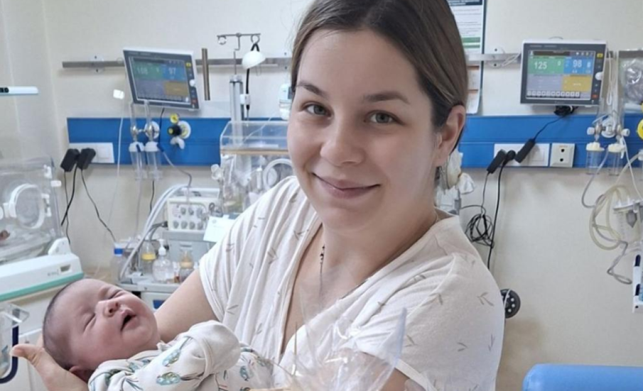 Бебе №100 се роди в плевенската болница „Св. Марина“