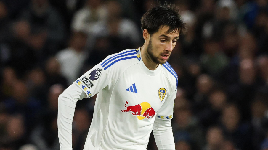 Лийдс ще засили Уулвърхемптън към Чемпиъншип