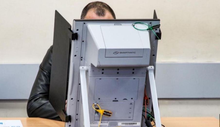 В четири секции в Пазарджишко е спряно машинното гласуване