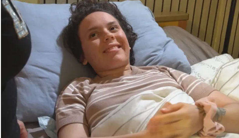 ДА ПОМОГНЕМ: 20-годишната Ивена се събужда след 2 месеца в кома. Има нужда от средства за лечение