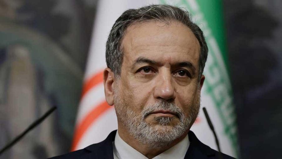 Иранският външен министър пристигна в Санкт Петербург за среща с Путин