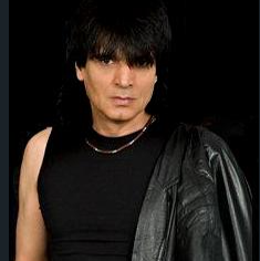 ТЪЖНА ВЕСТ! Почина музикант, идол на няколко поколения