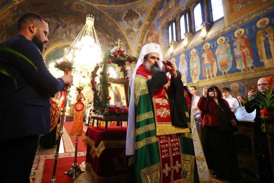 Частица от мощите на св. Лазар Български е изложена за поклонение в София