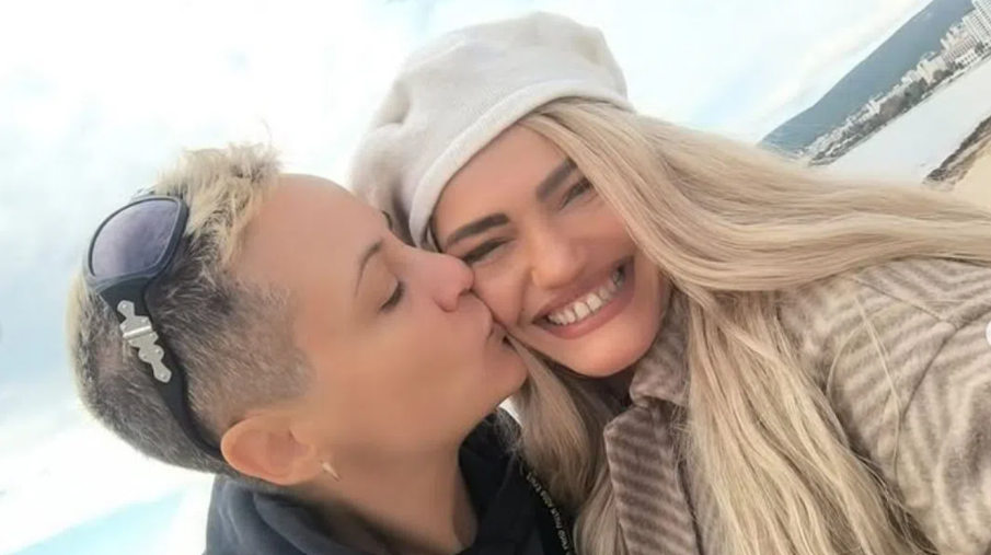 Жана Бергендорф зарязана от жена си