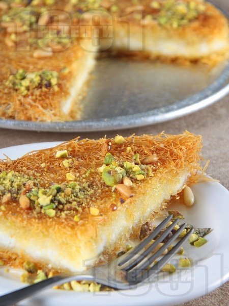 Унищожават 770 кг турски сладкиши, иззети от бус, влизащ у нас на „Капитан Андреево“