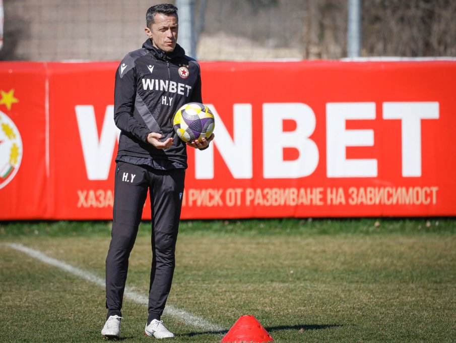 ЩЕ ИМА ЛИ РОКАДИ: ЦСКА се оглежда за ново име за този пост