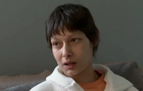 ЗОВ ЗА ПОМОЩ: Млада майка на две деца от години се бори с тежка диагноза, има нужда от средства